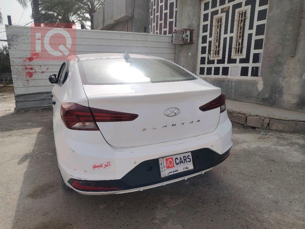 هيونداي النترا